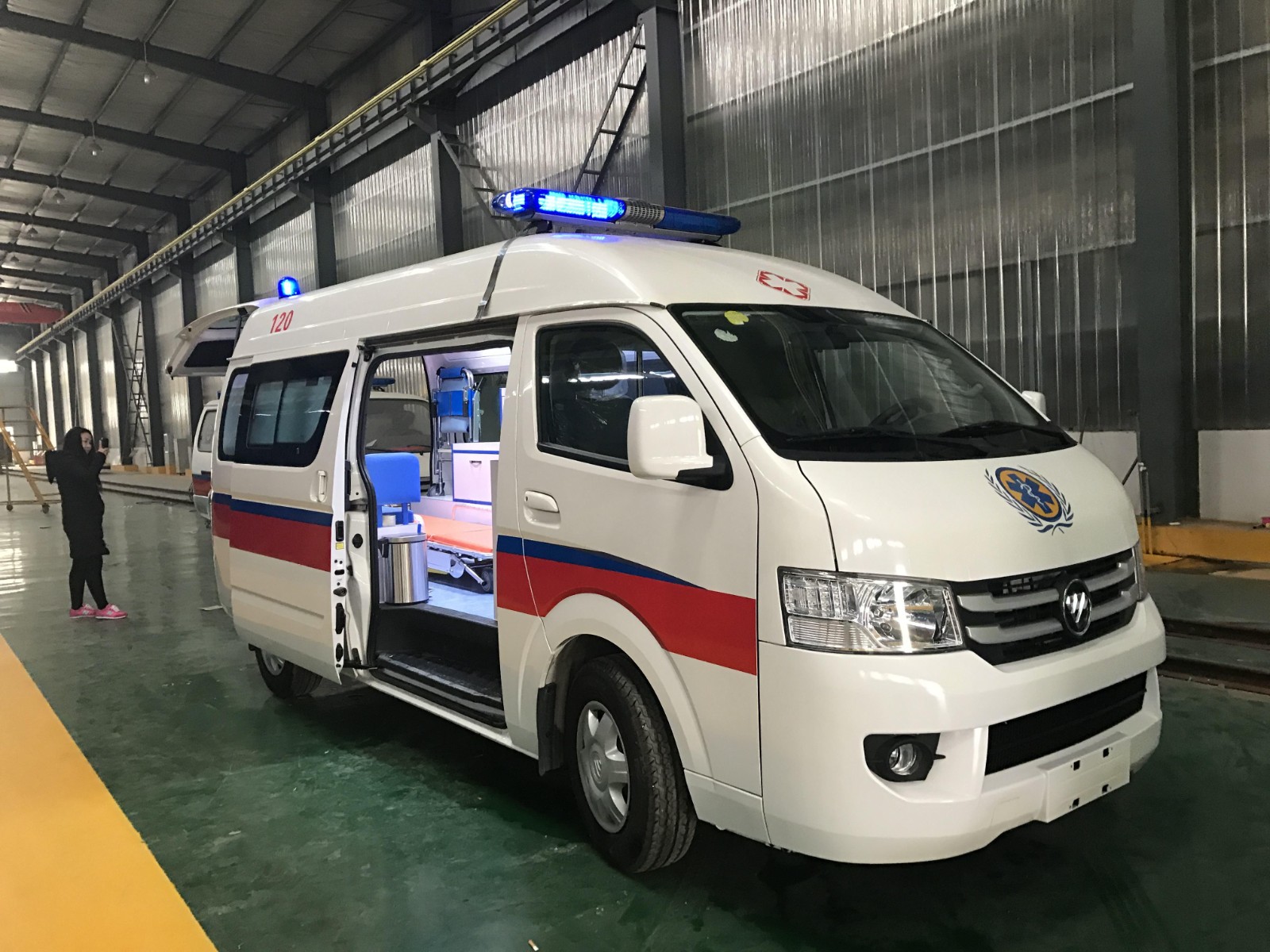 红河县救护车转院